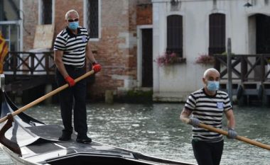 Restorantet dhe muzetë rihapen ndërsa Italia relakson masat kundër coronavirusit