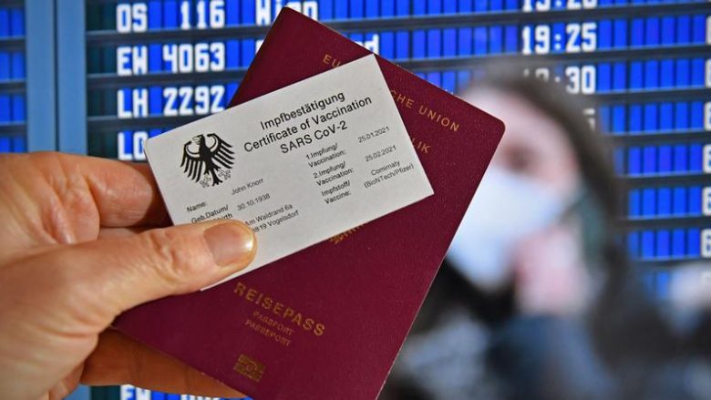 Suedia dhe Danimarka planifikojnë “pasaporta vaksinimi” ndaj coronavirusit