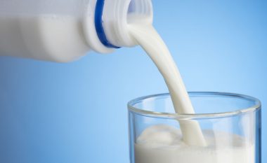 Si ta ngrini qumështin në mënyrë të shëndetshme?