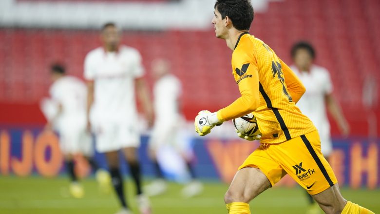 Notat e lojtarëve, Sevilla 2-0 Barcelona: Portieri Bono më i miri në fushë