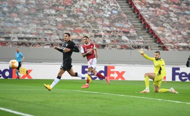 Notat e lojtarëve, Arsenal 3-2 Benfica: Aubameyang më i miri, Xhaka në formë