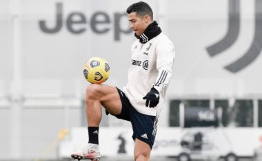 Ronaldo tregon aftësitë e tij me top në stërvitjet e Juves