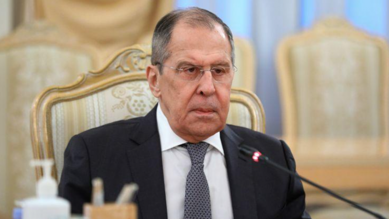 Lavrov thotë se SHBA i dha Rusisë “pesë minuta kohë” përpara sulmit të Sirisë