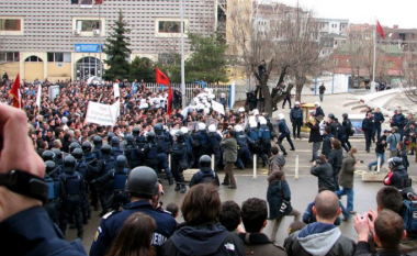 Bëhen 14 vjet nga protesta e 10 shkurtit