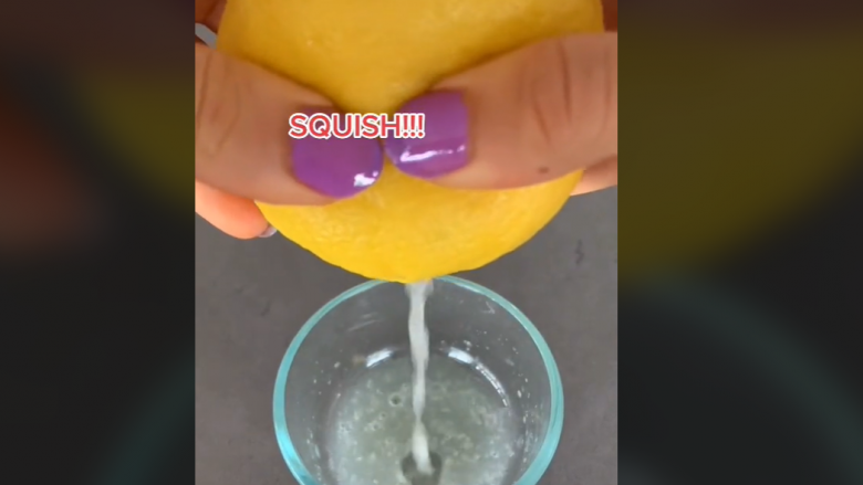 Vajza zbuloi një ‘hile’ se si të shtrydhet i gjithë lëngu nga një limon