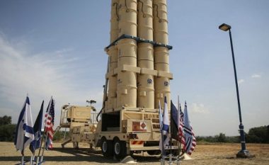 “Me një sy kah Irani”: Izraeli thotë se bashkë me SHBA-në po zhvillon “mburojën e re të raketave balistike”