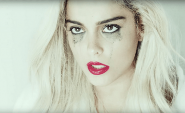 Bebe Rexha thotë se albumi i saj i ri është 'i errët' dhe me këngë depresive