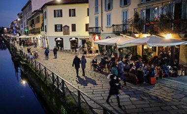 Italianët pushtojnë kafenetë dhe restorantet pas lirimit të masave kundër coronavirusit