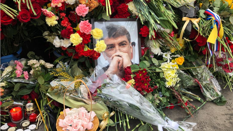 Shënohet përvjetori i gjashtë i vrasjes së kritikut të Kremlinit, Boris Nemtsov