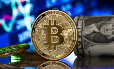Bitcoin arrin një rekord prej rreth 50,000 dollarësh – merr mbështetje nga disa kompani të Fortune500