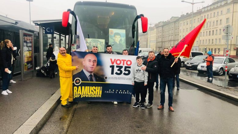Dhjetëra autobusë nga diaspora nisen për të përkrahur Ramush Haradinaj për President