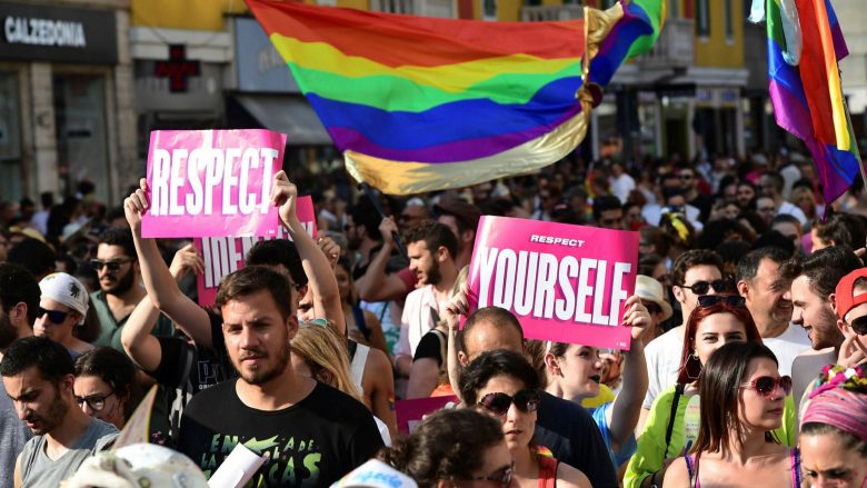 Rritet gjuha e urrejtjes ndaj komunitetit LGBT në Evropë