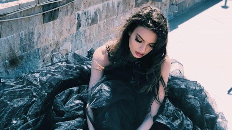 Njihuni me Enxhi Sulejmanin, një Adriana Lima shqiptare