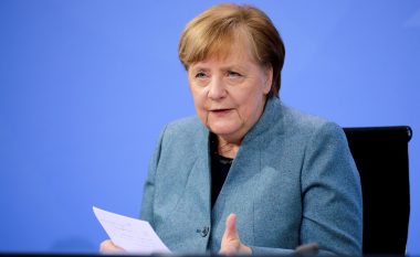 Merkel: Kosova dhe shtetet e tjera të Ballkanit kanë shumë punë për të bërë për anëtarësim në BE