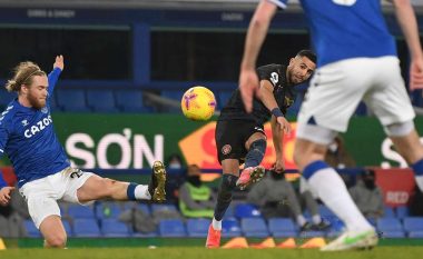 Manchester City shumë i fortë për Evertonin