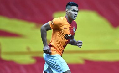 Tifozët e Galatasarayt të trishtuar dhe në shok: Radamael Falcao ka pësuar një lëndim horror në fytyrë