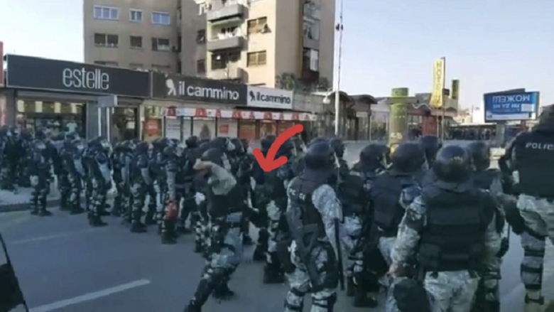 Protestat për rastin “Monstra”, polici gjuan me gurë protestuesit