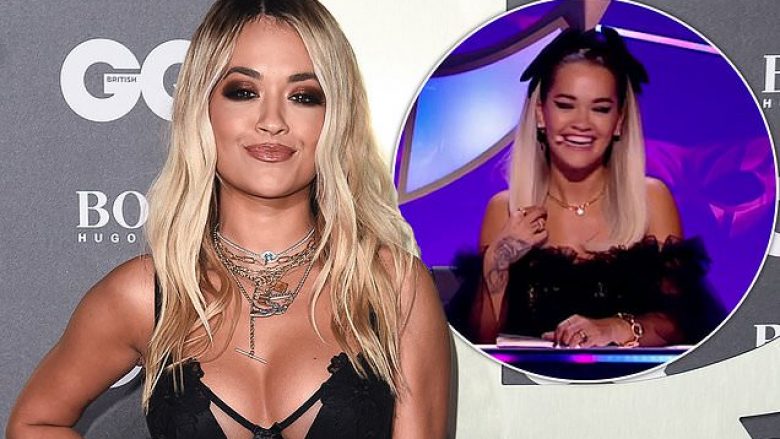 Rita Ora thotë se nuk ia ndjen për kritikat e veshjes: Nuk më intereson se çfarë mendojnë të tjerët