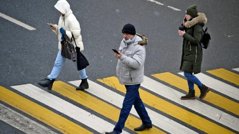 Kremlini u jep qasje të plotë shërbimeve sekrete ruse në të dhënat e përdoruesve të telefonisë