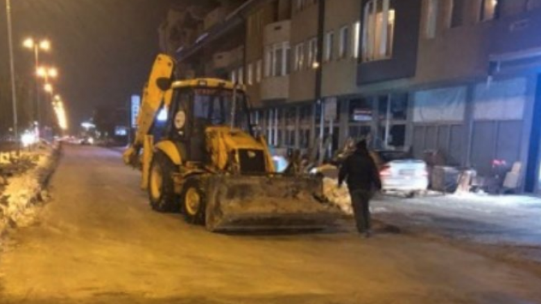 Komuna e Tetovës e largon “policin e shtrirë” në rrugën Industriale