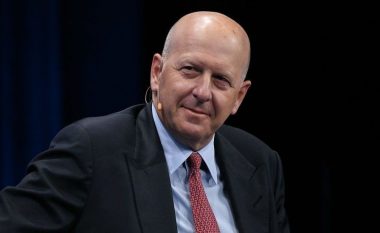 Shefi i bankës ‘Goldman Sachs’ refuzon që puna nga shtëpia të jetë ‘një normale e re’
