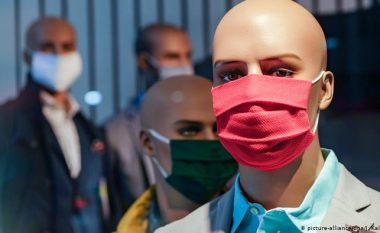 Fund i tolerancës: Afera me maskat sjell largimin e dy deputetëve gjermanë nga politika