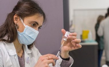 Deri 50 për qind e kroatëve po refuzojnë të vaksinohen me AstraZeneca