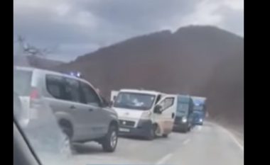 Te Liqeni i Badovcit, grabitësit plagosin dy persona të kompanisë së sigurimit - transportonin para