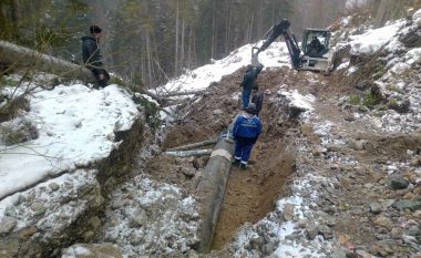 Rregullohet gypi i dëmtuar dhe normalizohet furnizimi me ujë në Tetovë