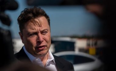 Thashethemet e çuditshme po qarkullojnë në internet: Jo, Elon Musk nuk ka vdekur