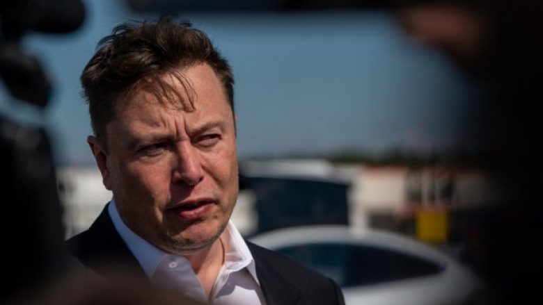 Thashethemet e çuditshme po qarkullojnë në internet: Jo, Elon Musk nuk ka vdekur