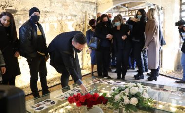 Hapet muzeu i martirëve të “Familjes Berisha” në Suharekë, i financuar  nga fondacioni Golden Eagle