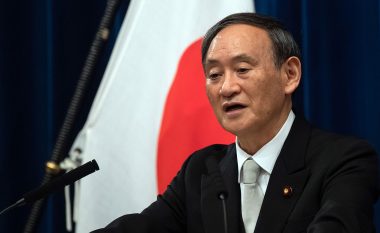 Kurti pranon urime nga kryeministri japonez, Suga: Kosova do të ketë mbështetje të vazhdueshme nga Japonia