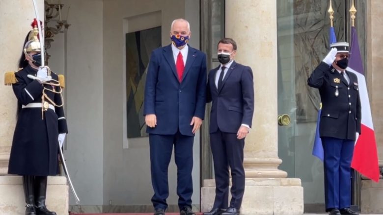 Rama vizitë në Francë, pritet në takim nga presidenti Macron