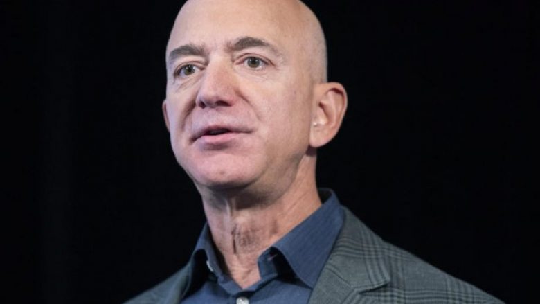 Projekti “misterioz” i Bezos: Për çfarë po punojnë saktësisht më shumë se 800 njerëz në robotin “me madhësinë e rreth dy maceve”?