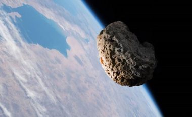 Nesër, asteroidi më i madh për këtë vit do të kalojë me shpejtësi afër Tokës
