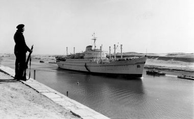 Kush e ndërtoi Kanalin e Suezit dhe pse?