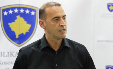 Rrugët me borë, reagon Daut Haradinaj: Qeveritarë, dilni shihni si është gjendja, me kilometra kolonë