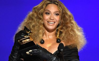 Thonjtë e Beyonce merituan çmimin e tyre në “Grammy Awards 2021”