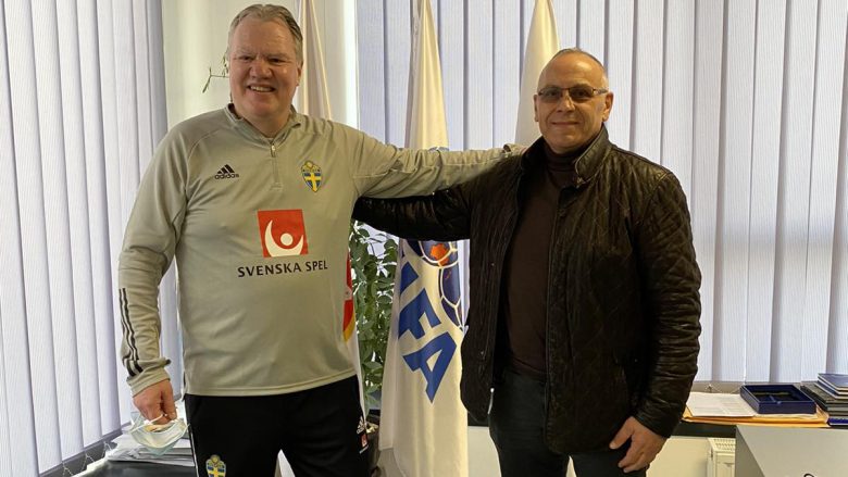 Kryetari i FF të Suedisë vizitoi selinë e FFK-së dhe Kampin në Hajvali