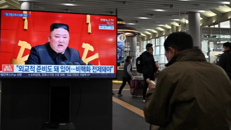 Koreja e Veriut reagon ndaj deklaratave të presidentit Biden, kërcënon me “një ndërtim të mëtejshëm ushtarak”