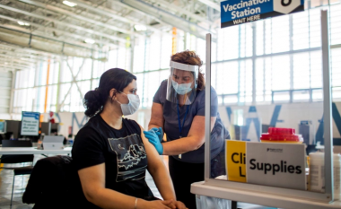 Trudeau: Çdo kanadez do të mund të vaksinohet deri në shtator