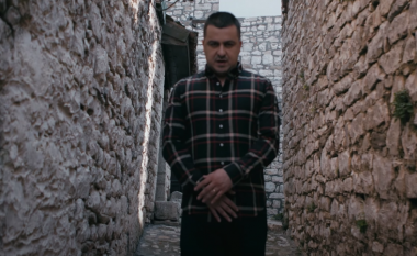 Genc Prelvukaj lanson këngën e re “Sa here”