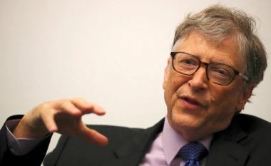Dy pyetje që Bill Gates bën ndërsa merret me qasjen e tij ndaj problemeve