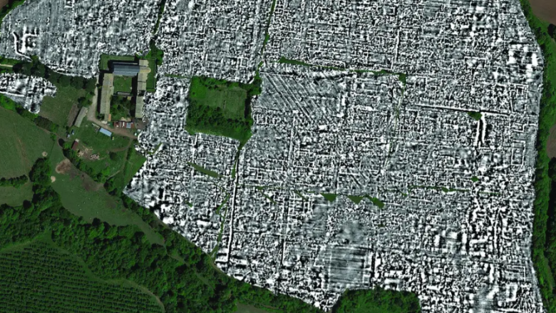 Arkeologët zbuluan një qytet antik 50 kilometra jashtë Romës