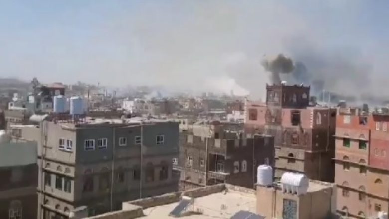 Arabia Saudite nis sulmimin e rebelëve Houthi në Jemen