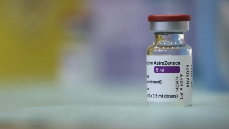 Gjërat që duhet t’i dini për vaksinën AstraZeneca, e cila vjen sot në Kosovë