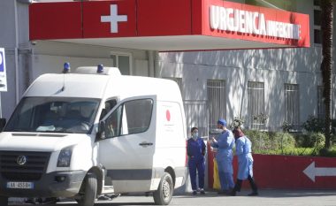 Nëntë persona humbin jetën nga COVID në 24 orët e fundit në Shqipëri