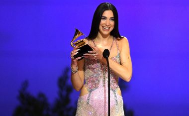 Triumfon Dua Lipa, fiton çmimin për albumin më të mirë ‘Pop’ në “Grammy Awards 2021”