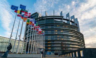 Parlamenti Evropian nuk voton për marrëveshjen tregtare me Britaninë e Madhe